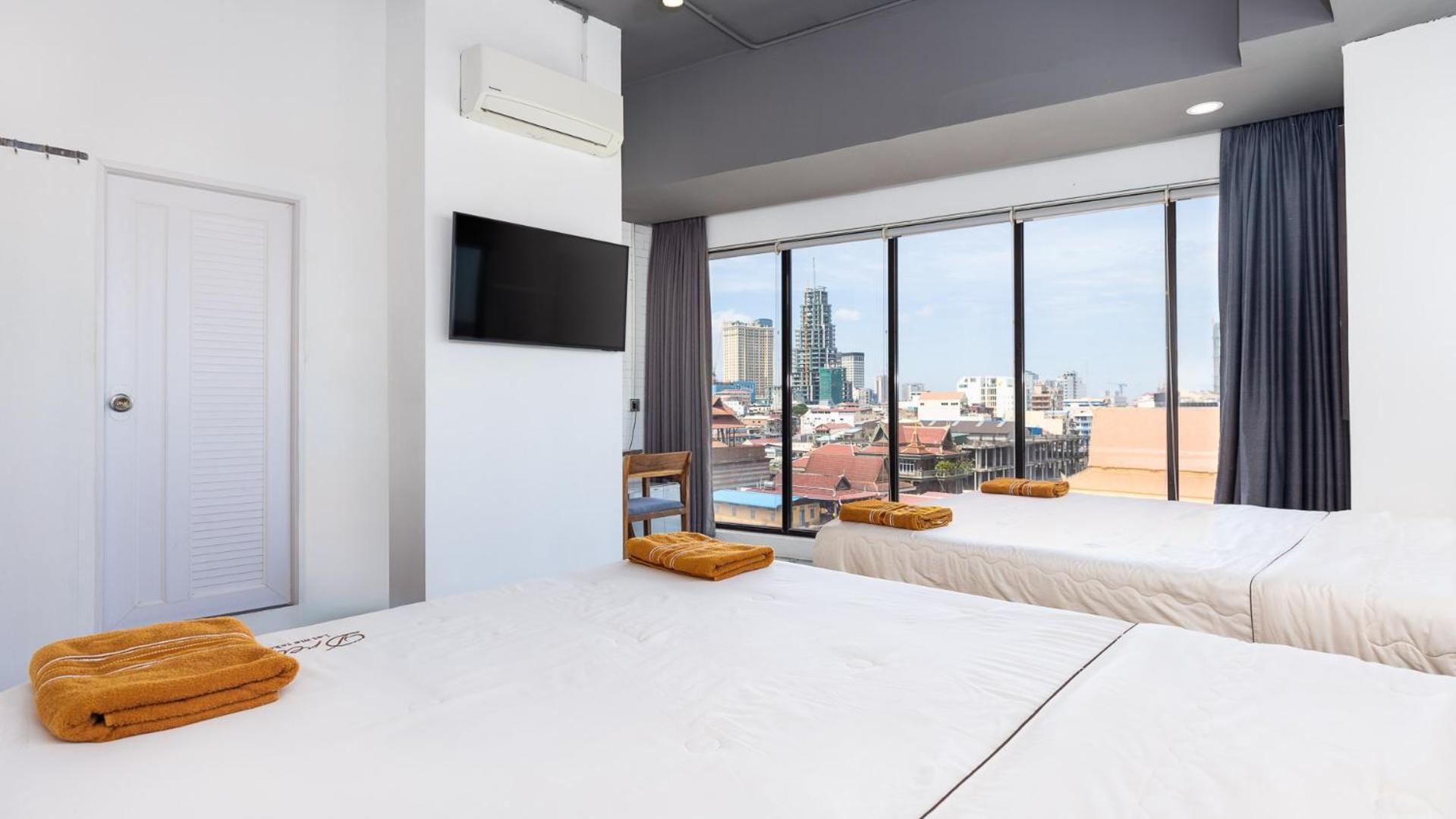 Sky Hotel Central Phnom Penh - Rooms & Apartments Exteriör bild