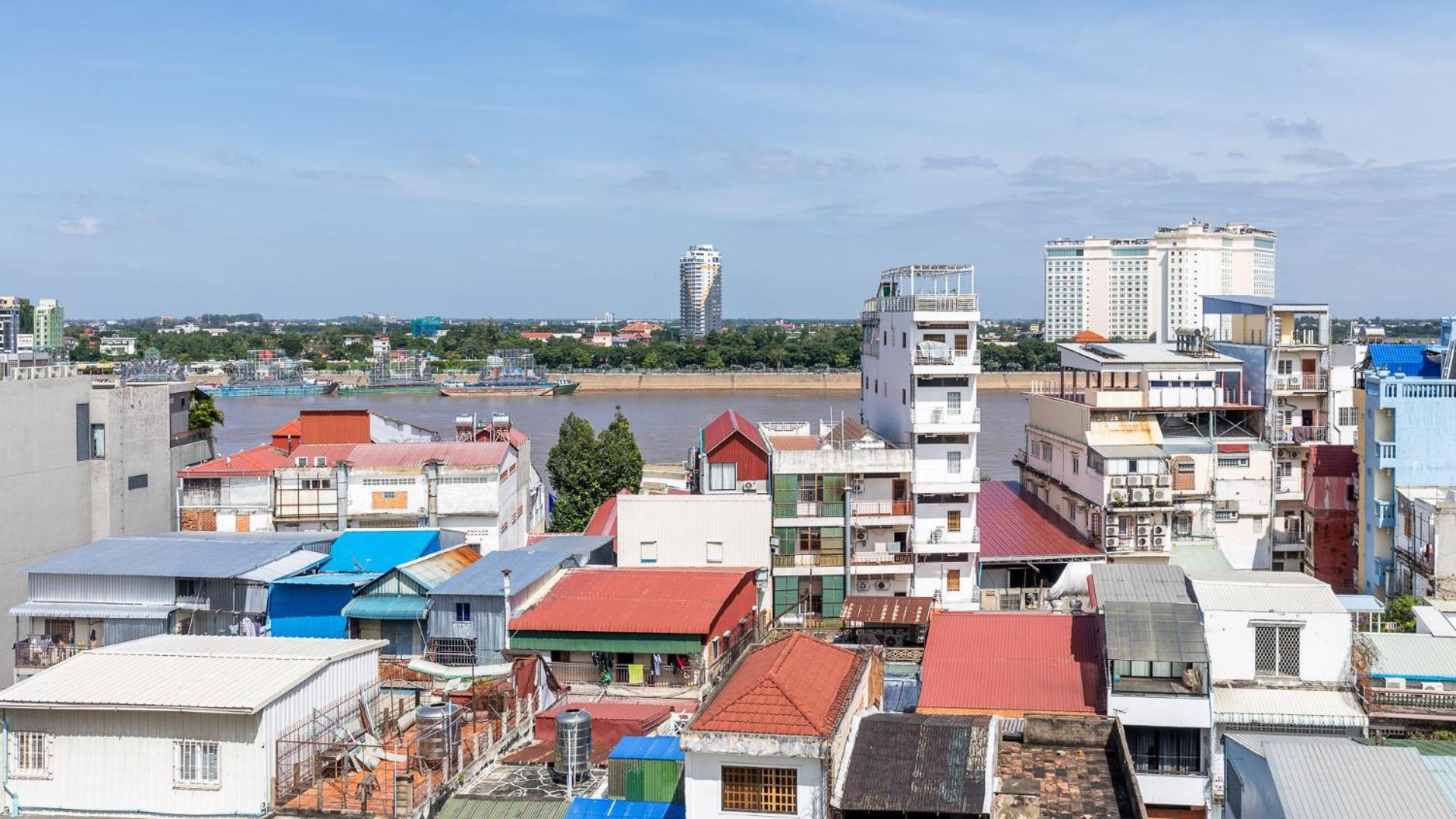 Sky Hotel Central Phnom Penh - Rooms & Apartments Exteriör bild
